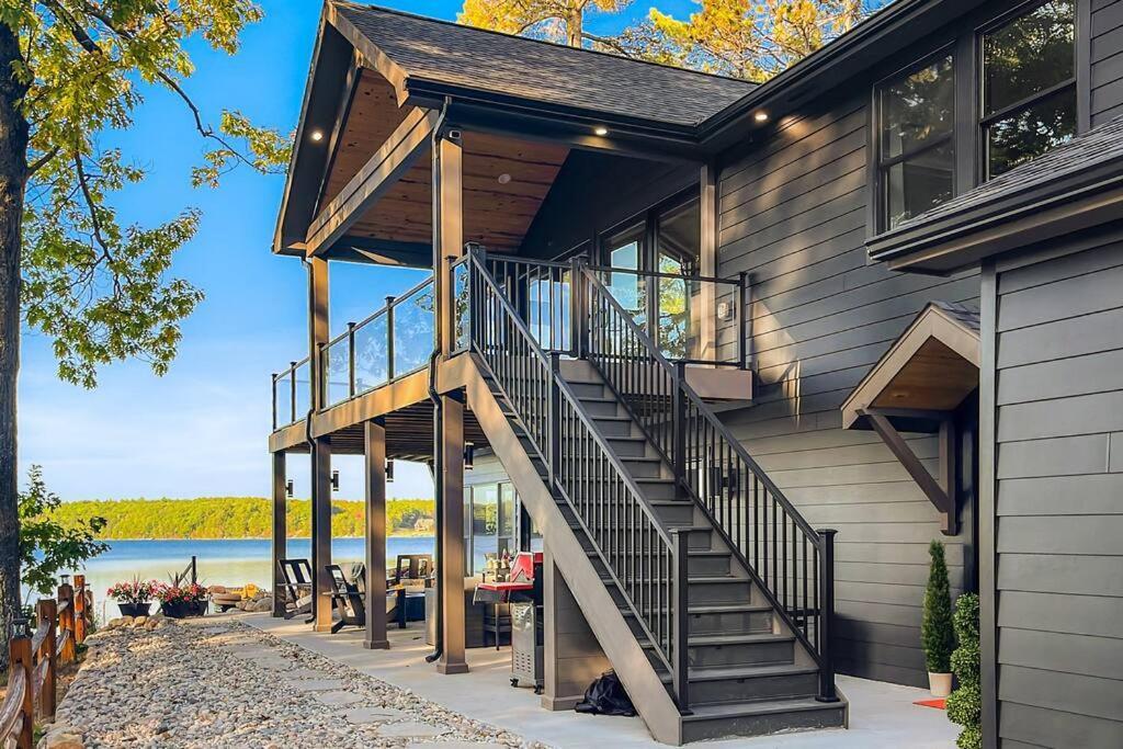 Leo'S Bear Lake Hideaway Kalkaska Exterior photo